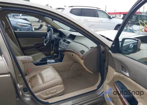 2010 Honda Accord 3.5 Ex-L z USA, uszkodzony, nr VIN 1HGCP3F8XAA020017